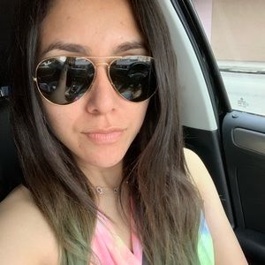 Meet your Posher, Natalie